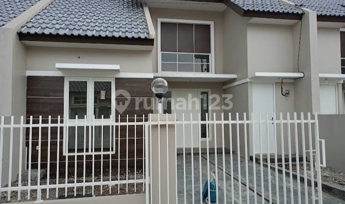 Rumah Sedati Dekat Bandara Juanda ' Alana ' 2