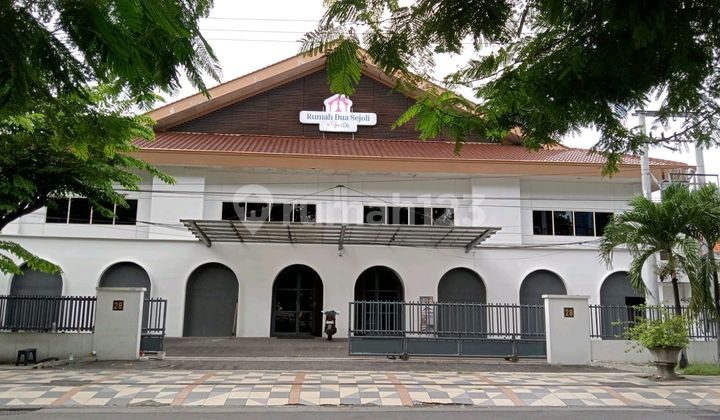 Ngemplak Central Tile Surabaya Warehouse for Rent