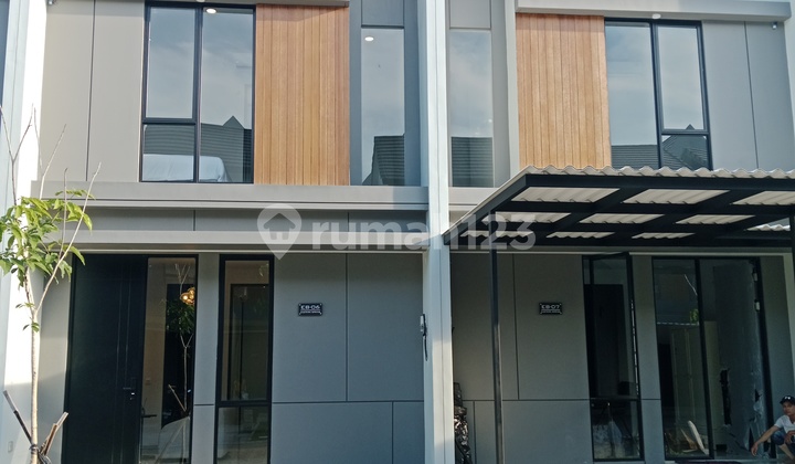 Rumah Surabya Dekat Merr dan Pakuwaoncity Rumah Surabya Dekat Merr dan Pakuwaoncity