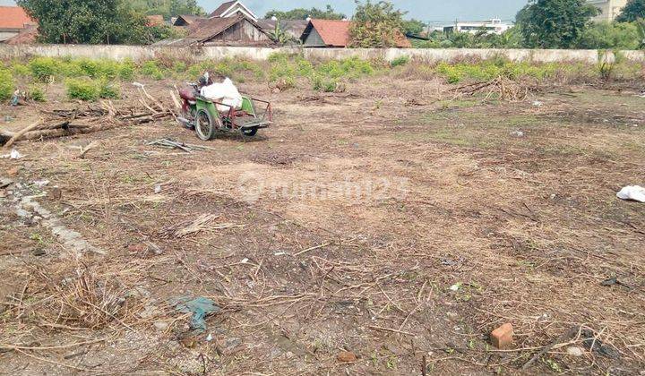 Tanah dan Gudang Ngelom Megare 2