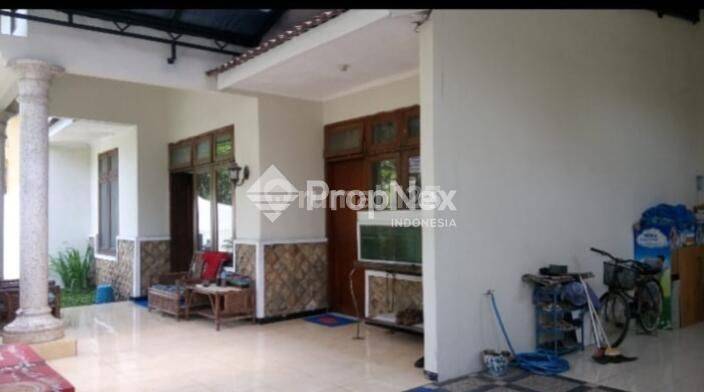 Rumah terawat Puri Teratai Sidoarjo 1