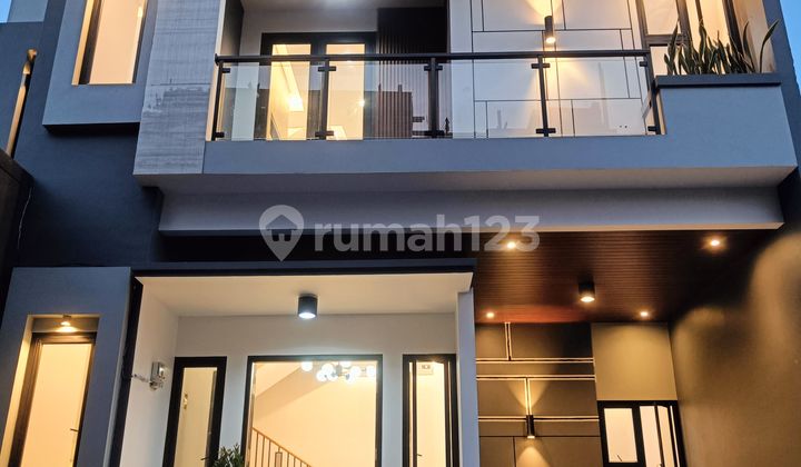 Dijual Rumah Minimalis 2.5 Lantai Dalam Cluster Pasar Minggu