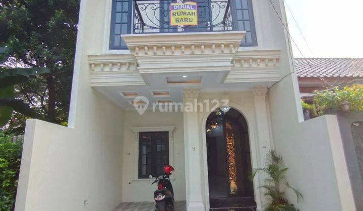 Dijual Rumah Classic 2 Lantai Dekat Ke Pintu Tol Brigif 1