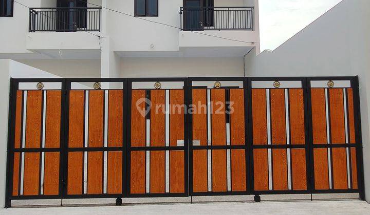 Dijual Rumah 2 Lantai Siap Huni Non Cluster Di Kalisari 1