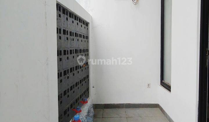 Full Furnist Rumah Mewah 2 Lantai Dalam Cluster Ciracas 2