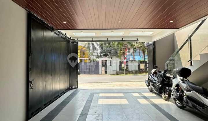 Luxury Minimalist House for Sale, Ready to Occupied, Private Pool in Jagakarsa 2