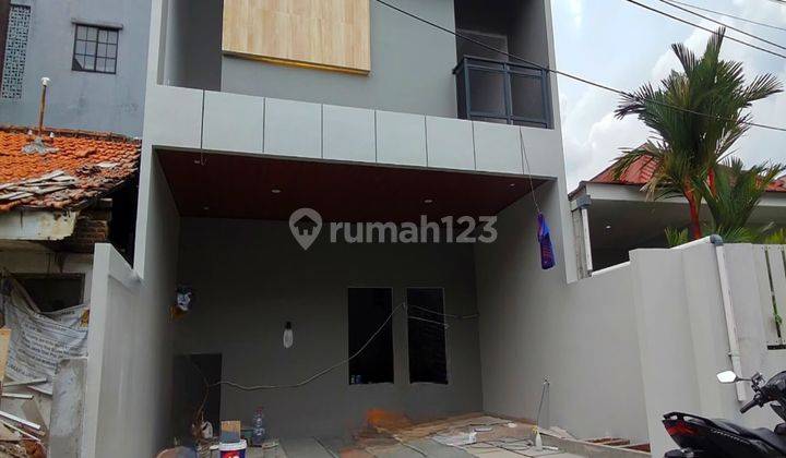 Rumah Baru Dalam Komplek Cipinang Hadap Utara Shm 2