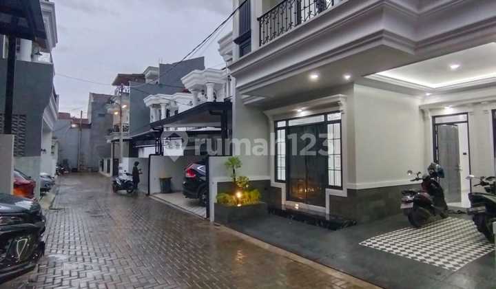 Dinding Bata Merah Rumah Baru Siap Huni SHM Area Jagakarsa 2