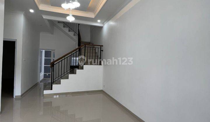 Rumah baru full renov ,minimalis classic.sekt 12.5 kencana loka 2