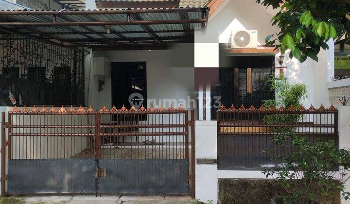 Rumah siap huni dan nyaman dekat denga sekolah dan mesjid  pusat jajan dan pasar modern 1