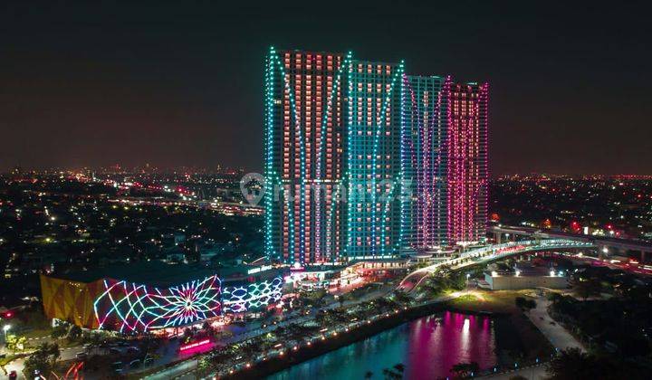 tampak depan apartemen grand kamala lagoon dijual