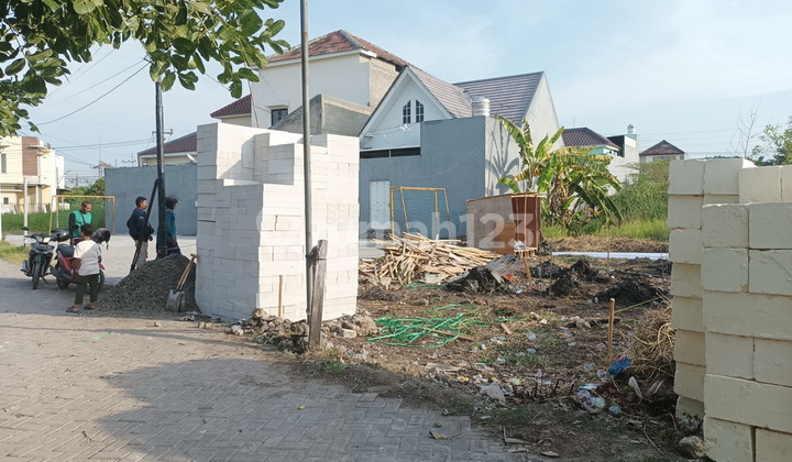 RUMAH ELEGANT 2 LANTAI, Lokasi : Kompleks Perumahan Green Lake - Wonorejo - Rungkut - Surabaya Timur 2