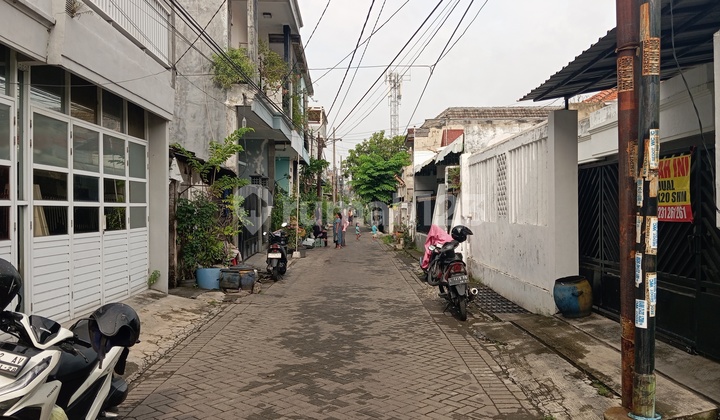 Jual Rumah Karang Asem Terawat Siap Huni Surabaya Timur 2