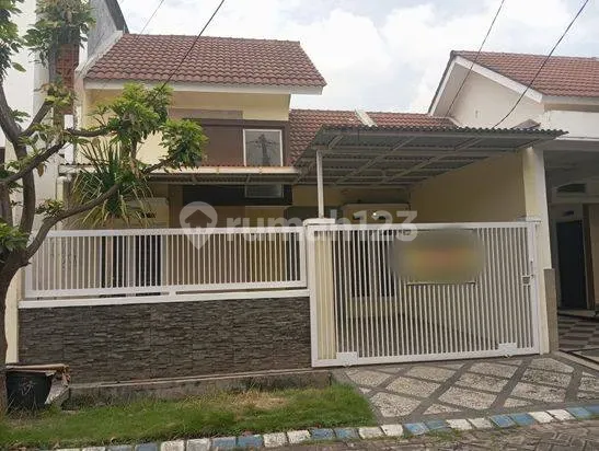 Disewakan Rumah Valencia Residence Puri Surya Jaya Terawat Siap Huni 1