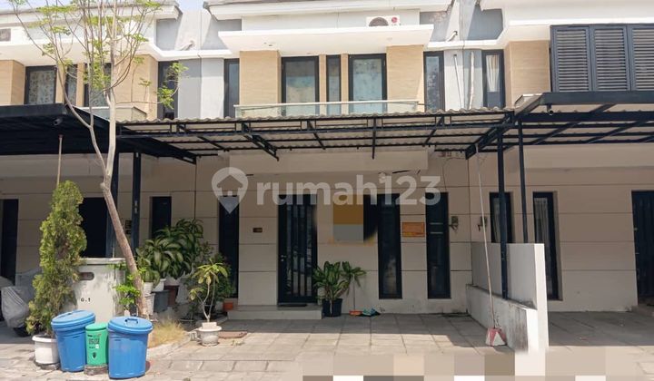 Cheap Poll Wellington Residence House Row 3 Car