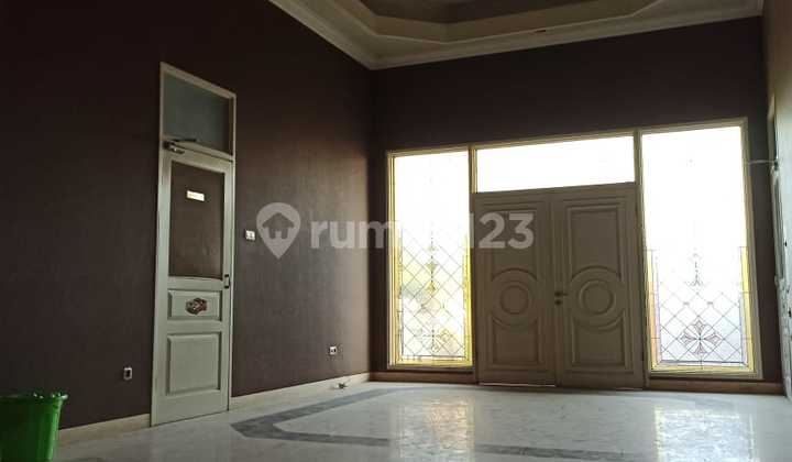 Dharmahusada Beautiful, Luxurious, Elite House with SHM, Near Kertajaya, Manyar Klampis, Galaxi Mall MERR 2