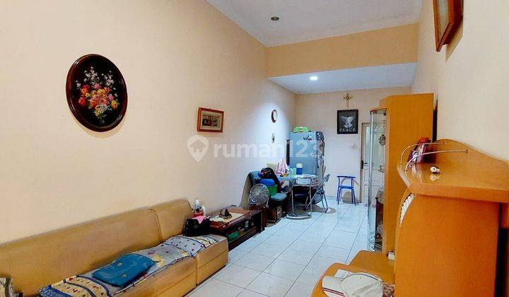 Dijual Rumah di Regensi Melati Mas Serpong Tangerang SHM Utara 1,5 Lantai (AM) 2