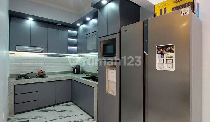 dapur rumah modern jagakarsa jaksel dekat