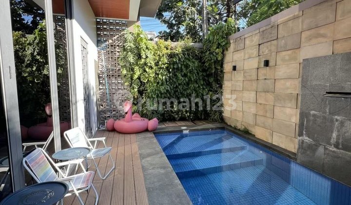 Rumah Lux Strategis Semi Funished di Turangga Bandung 2