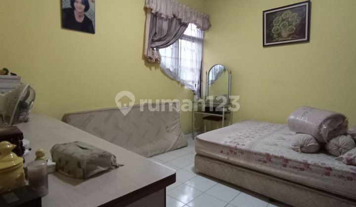 Rumah Lama Terawat Lokasi Favorit Sukaluyu Bandung 2