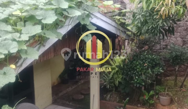 OLD HOUSE ON MAIN ROAD IR.H DJUANDA DAGO ATAS BANDUNG OLD HOUSE ON MAIN ROAD IR.H DJUANDA DAGO ATAS BANDUNG