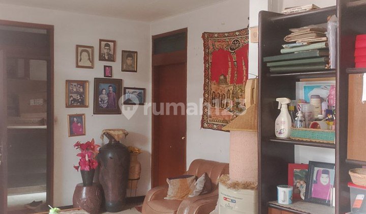 rumah hitung tanah di main road cihampelas cocok untuk usaha 2