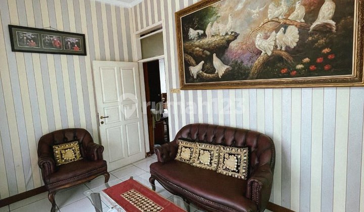 A well-maintained house in Suhahaji Permai, Bandung City. 2