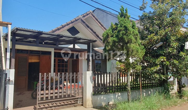 Well-Maintained House in Arcamanik Endah Complex, Bandung Well-Maintained House in Arcamanik Endah Complex, Bandung