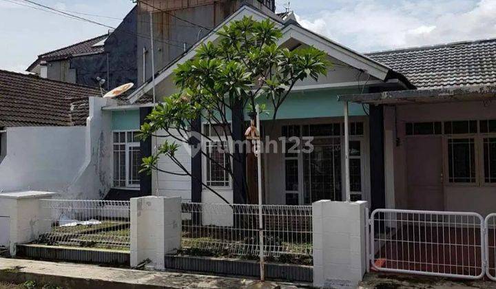 Rumah Terawat Semi Furnished 1 Lantai di Margahayu Raya Bandung 1