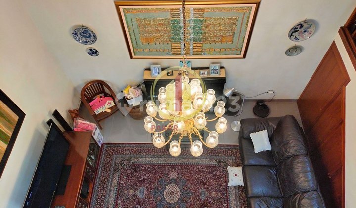 Rumah Cantik di Cigadung Hoek Layout Open Space Rumah Cantik di Cigadung Hoek Layout Open Space