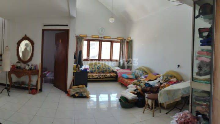 Rumah di ciumbuleuit 2