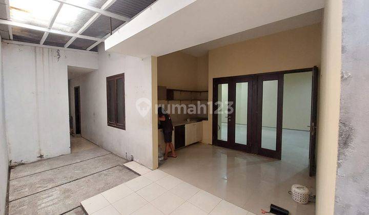 For Rent Rumah Modern Nyaman di Singgasana 1