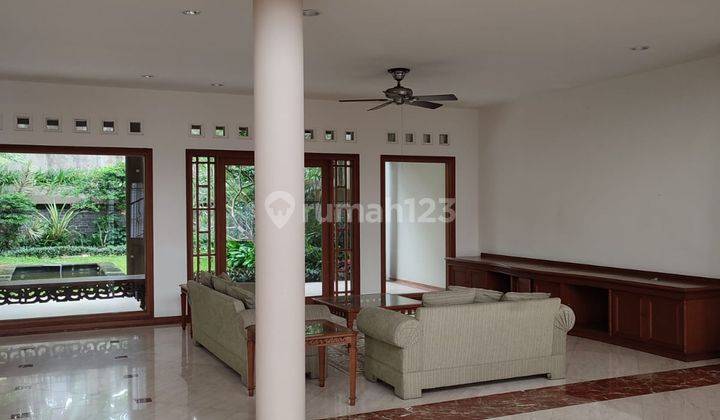 For Rent Rumah Modern di Sayap Setiabudi Bandung 2