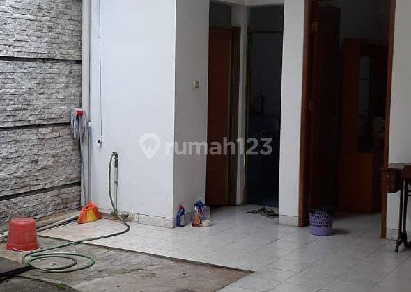 Rumah tempat usaha
Area sudirman 2