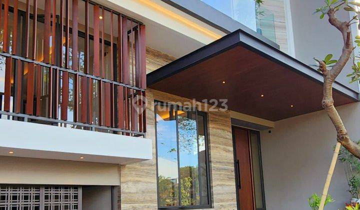 Dijual Rumah Luxury Dicitraland Utama Semi Furnished