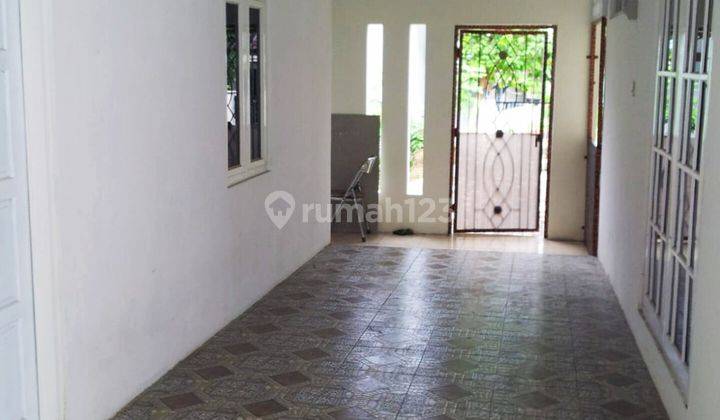 Disewakan Rumah Dalam Komplek Bagus, Rapi 2