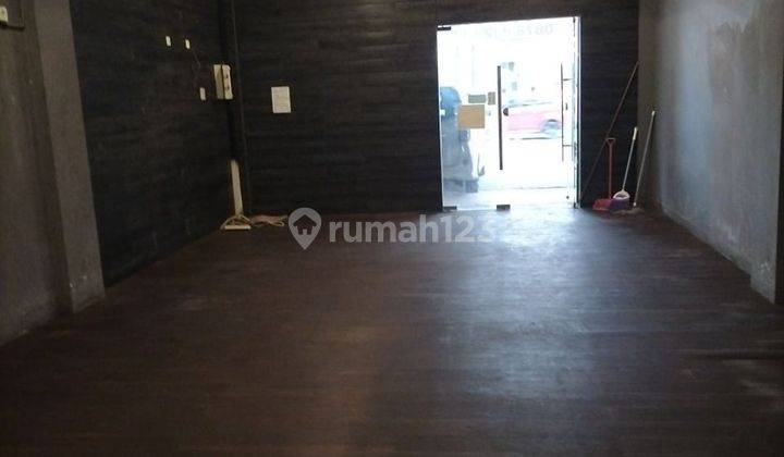 Di Sewa Ruko Siap Huni Di Boulevard Medan Satria.  2