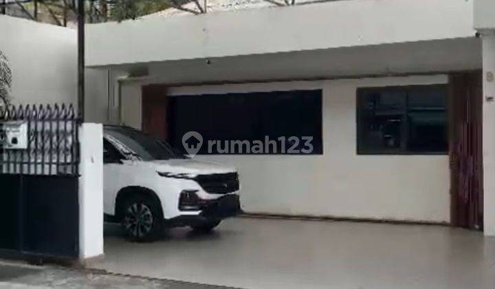 Rumah Plus Gudang Siap Pakai Akses 2 Mobil  1