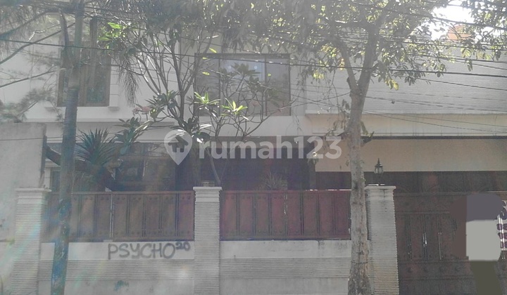 Elite House in Kemang Area, Good and Ready to Occupy 2