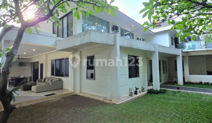 Dijual Cepat Rumah Cocok untuk Usaha di Senanyan