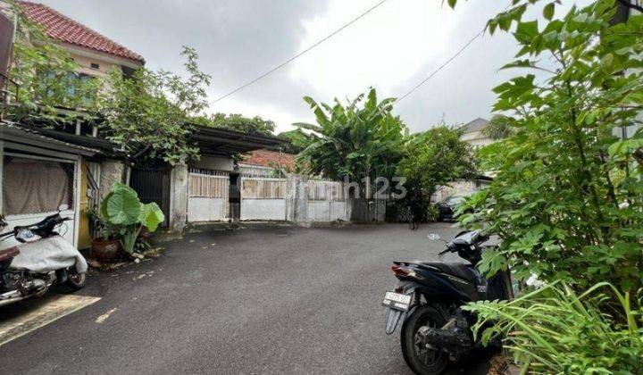 Dijual murah rumah tua hitung tanah di kemang 1