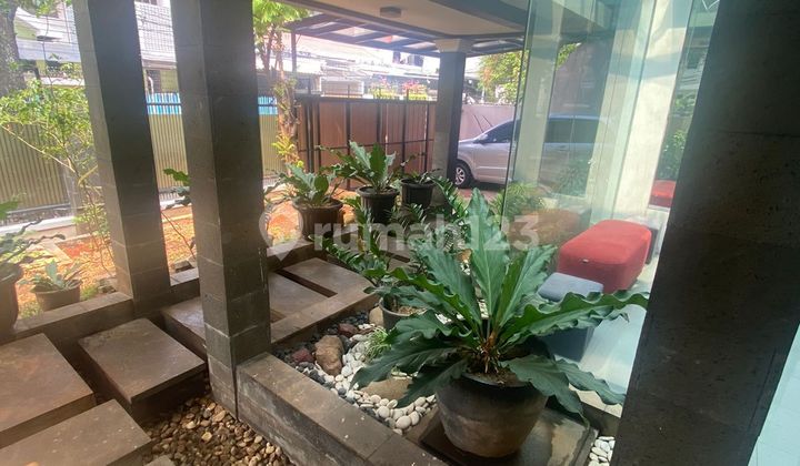 For sale cheap house in Panglima Polim, Kebayoran Baru, 2 floors