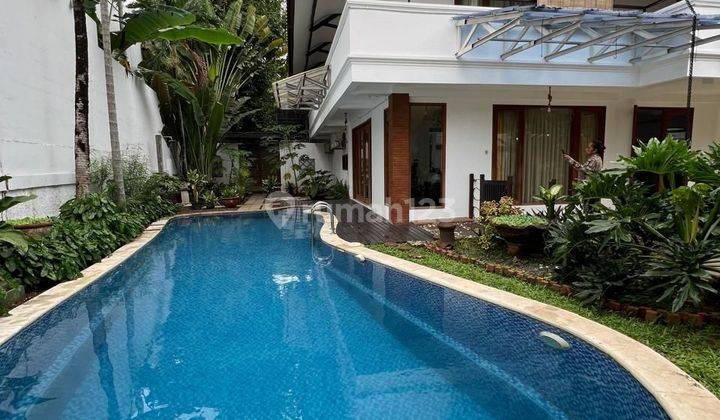 Dijual rumah Townhouse dikemang jakarta selatan 2