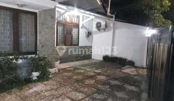 Disewakan Rumah Furnised Di Pejaten Jakarta Selatan 1