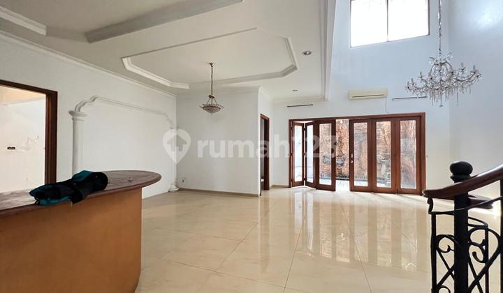 For Sale House in a Complex in Pejaten Barat, South Jakarta 2