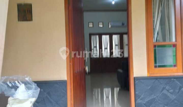 For Rent House in Pesona Khayangan Complex, Depok, West Java For Rent House in Pesona Khayangan Complex, Depok, West Java