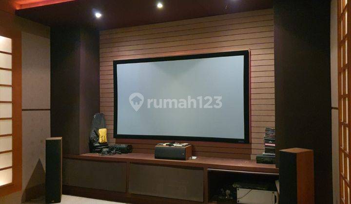 Rumah 3 Lantai Luas 8x20 160m2 Type 4+1kt di Cluster Florence Pik 1 Pantai Indah Kapuk Jakarta Utara 2