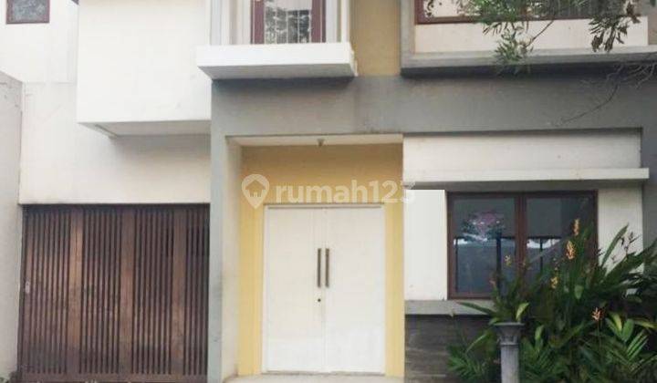 Rumah 2 Lantai Luas 148m2 Type 3+1kt di Cluster Alamanda Jgc Cakung Jakarta Timur 1