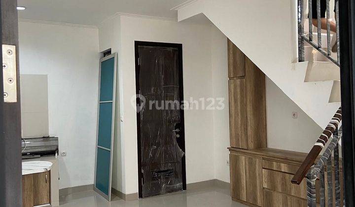 Disewakan Rumah Milenial Pik2 Uk 4,5x10 Semi Furnish Harga 33Jt/Tahun  1