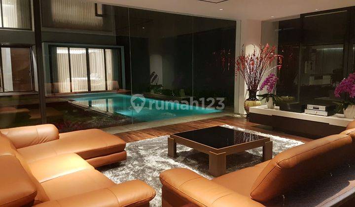 Rumah Mewah Pik 1 Dijual 3 Lantai Fully Furnished Uk 24x32,5  1